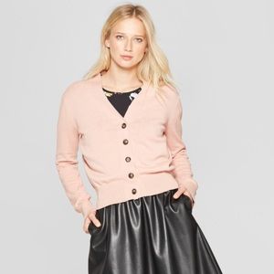 NWT Pink V-Neck Wide Placket Cardigan